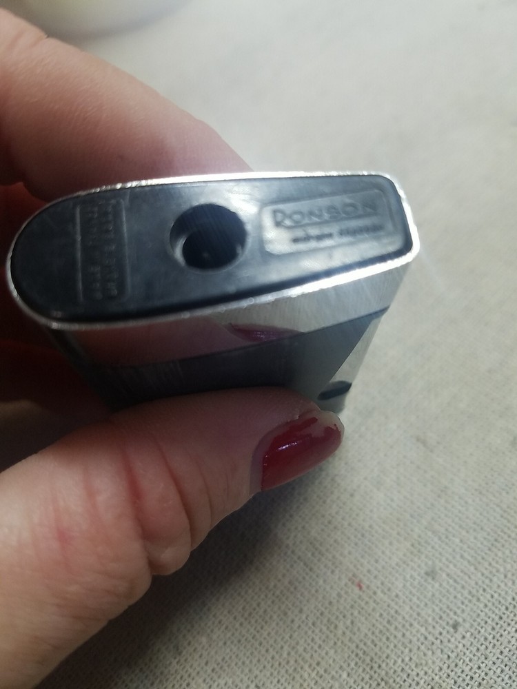 Vintage Ronson Anheuser Busch lighter