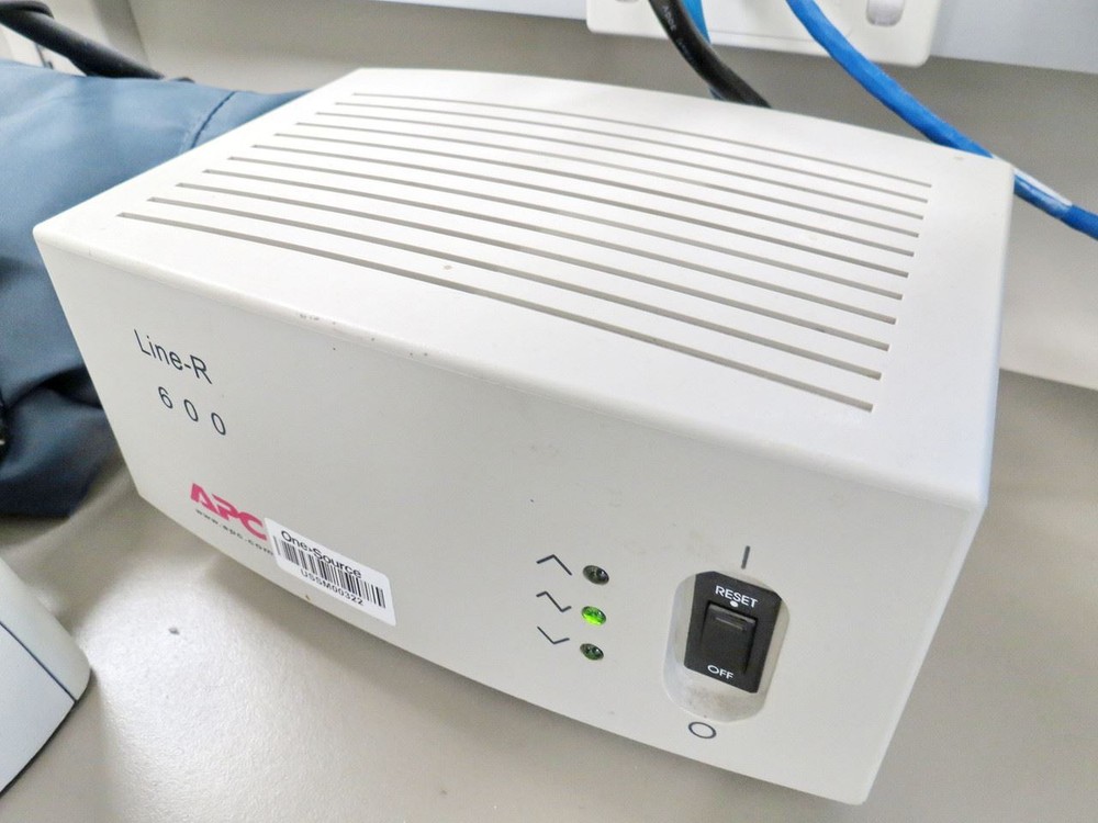 Nikon Eclipse Ci-S Microscope, w/ HP/Leica Z420 Workstation PC