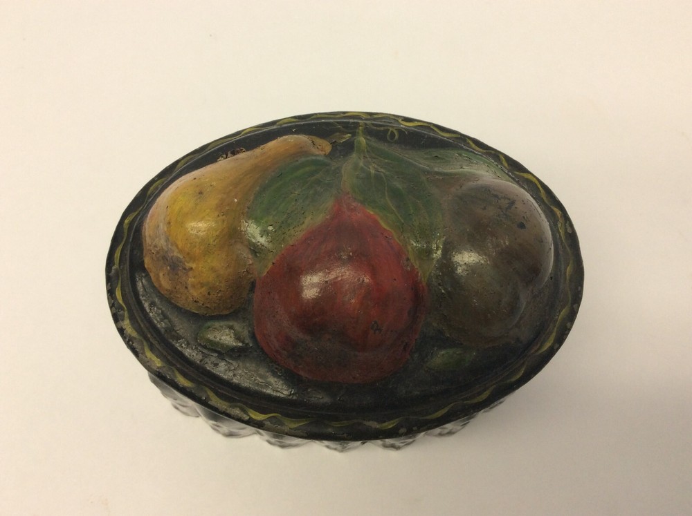 Hand Painted Bundt Cake Fruit Mold Decorative Tin Primitive Bakeware