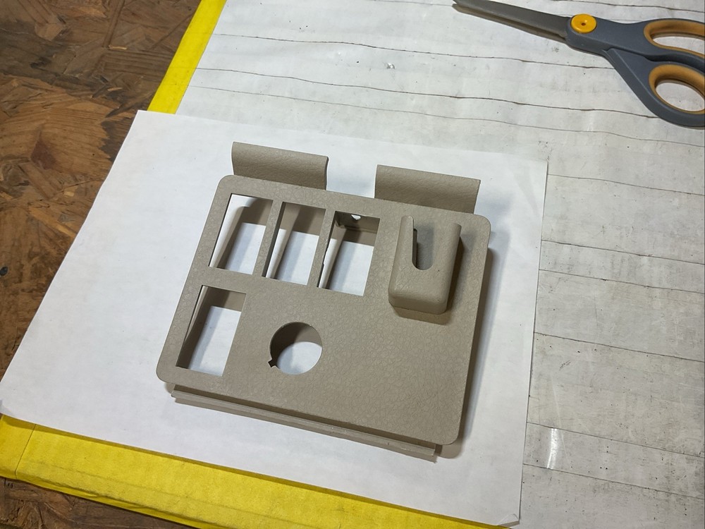 Part 20728125 Over Head Switch Panel Color Tan Volvo