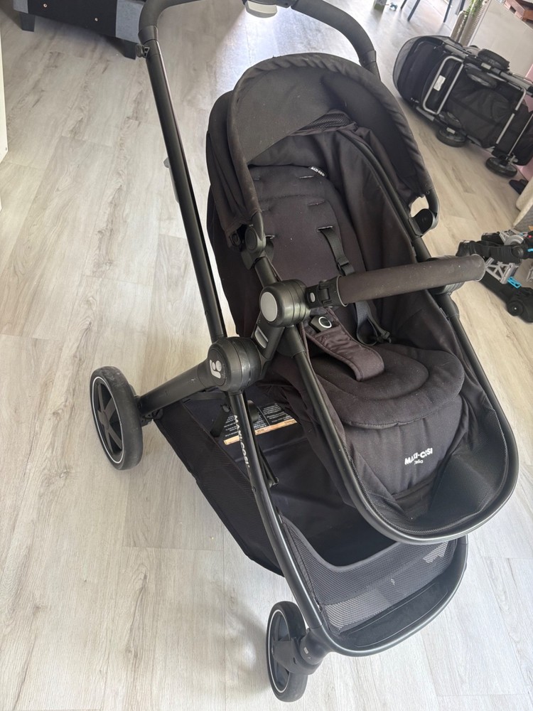 Maxi-Cosi Zelia Stroller 2 Max - Essential Black