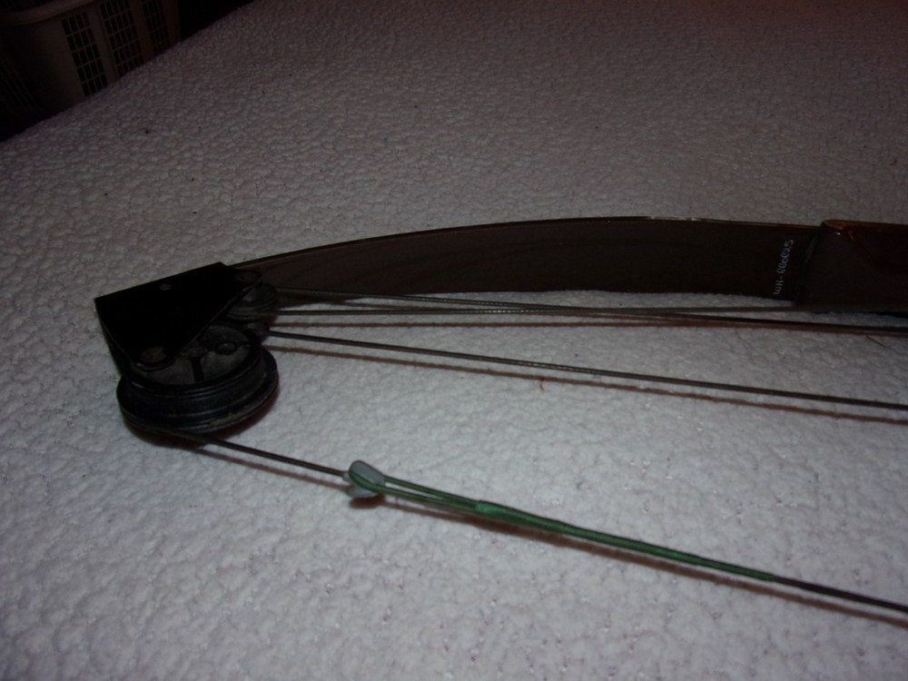 Vintage Bear Archery Whitetail Hunter Compound Bow