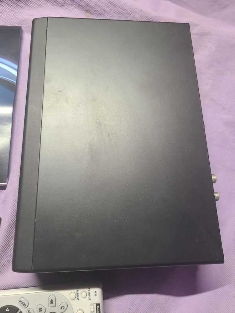 DirecTV D12-100 Satellite Receiver Cable Box (untested with direct card)