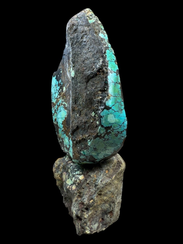 Hubei turquoise rough , solid spiderwebs nuggets in multi colored