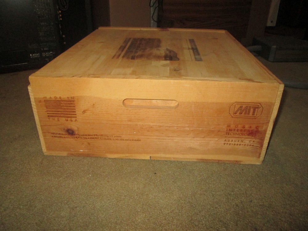 MIT CV Terminator Box 20" by 19" by 7"