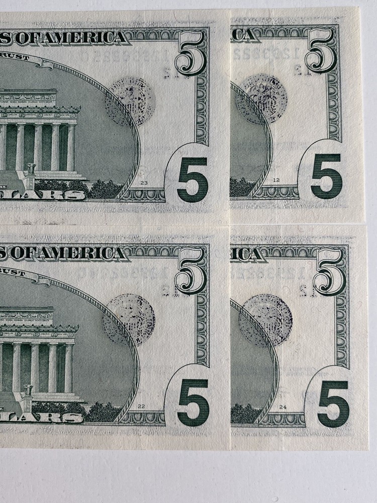 Error 4 Consecutive 《Heavy Ink Over Black Seal & Back》 2003 $5，UNC Super Rare!