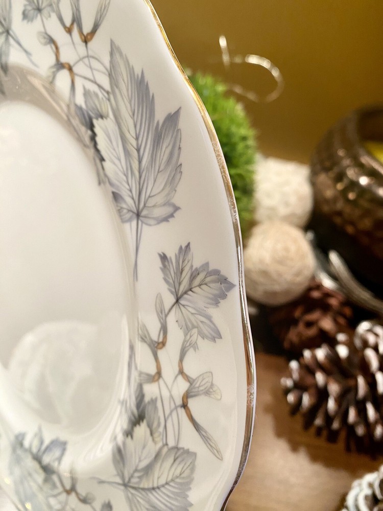 Royal Albert Silver Maple 5 Piece Place Settings England Bone China