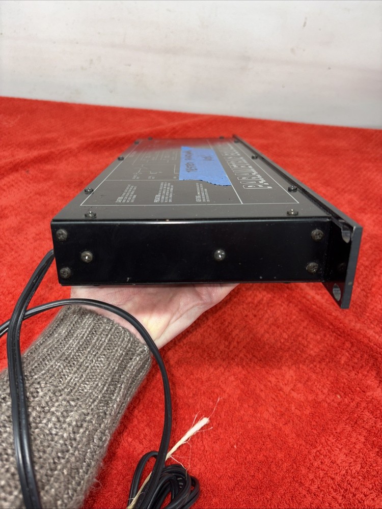 N.I.H LABS PARAMETRIC EQUALIZER PE 30 With Power Supply - Tested Functional NICE