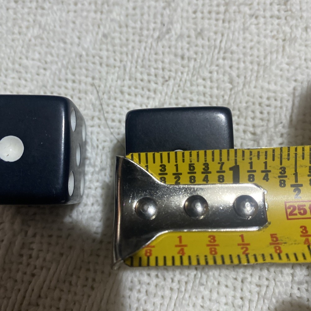 Vintage Bakelite Dice 1” black