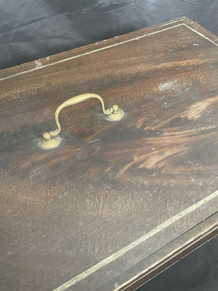 AMERICAN/ FOLK ART /DOCUMENT BOX / hand painted / Chest