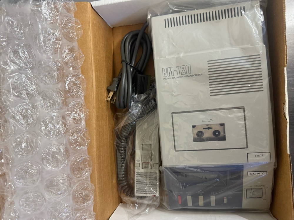 Sony BM 720 Microcassette Transcriber With Hand Mic