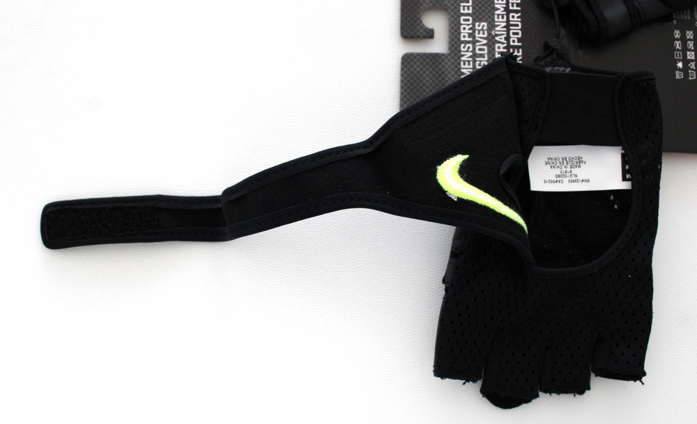 Nike Pro Elevate Training Gloves Women's Medium Black/Volt