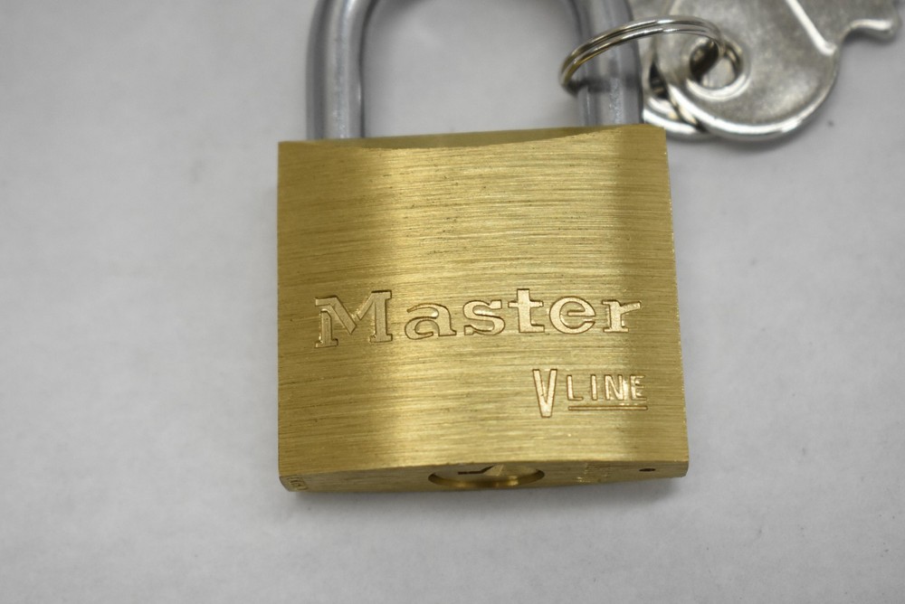 Master Lock Solid Brass Padlock V Line Keyed with 2 Keys Small Lock New Open Box