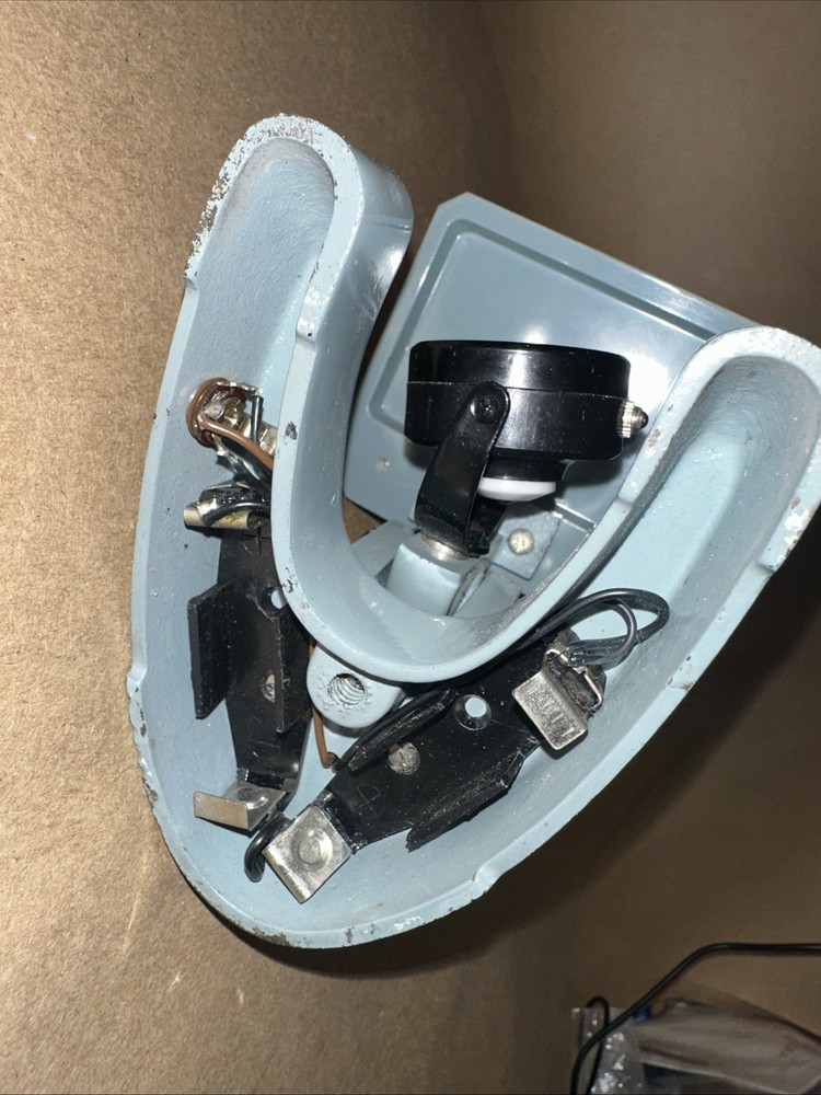 Vintage Atco 50X-900 Microscope