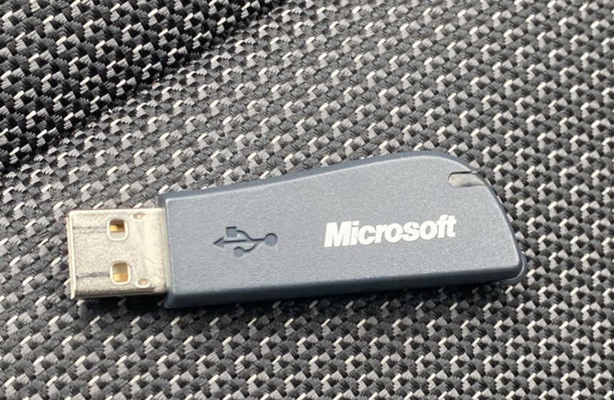 MICROSOFT Notebook Receiver v2.0 Model 1051 For Wireless Mouse - Works Great!