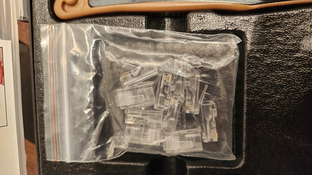 Network Tool Kit for Data Cable Terminating KIT-TP1 Southwire