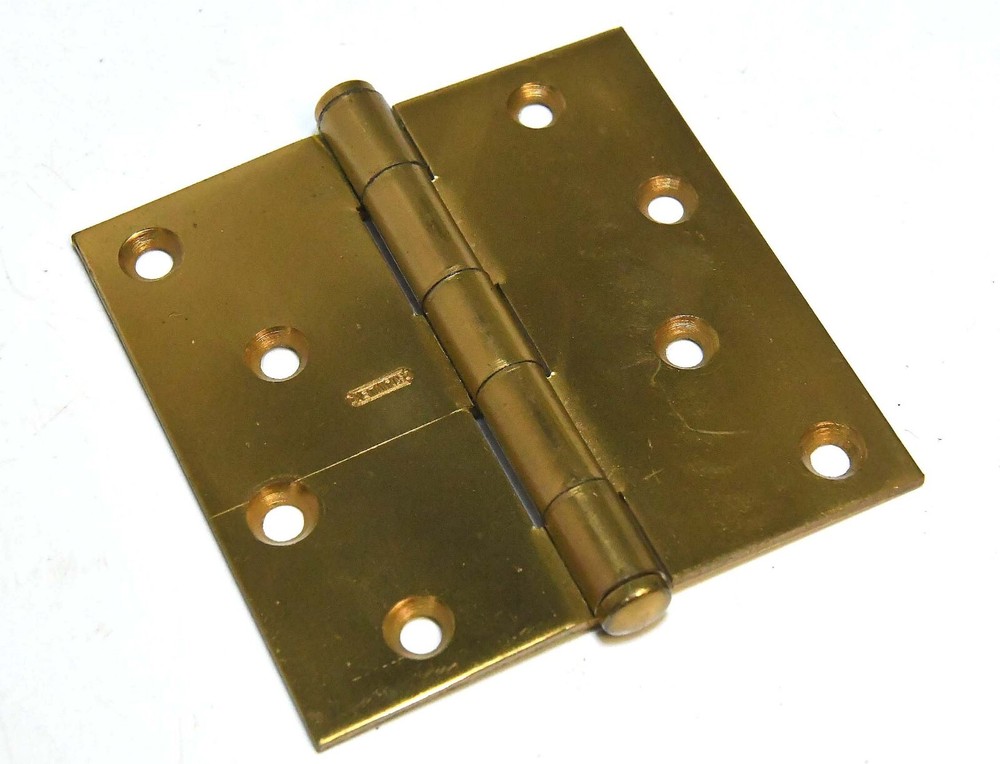 SINGLE STANLEY BRASS FINISH HINGE 4 X 4