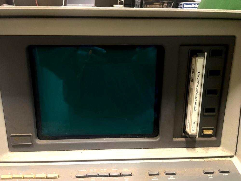 Vintage Tektronix 4052 Desktop Graphics Computer w/4-Slot Expansion Backpack