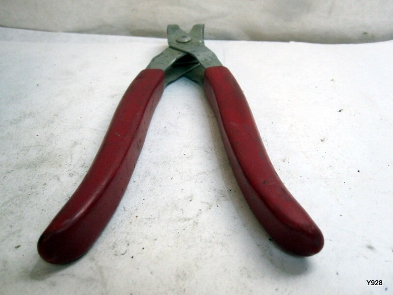 metal hole puncher 9"