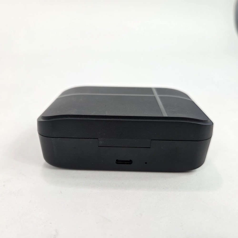 NORTH Wireless Microphone Transmitter & Receiver with Charger (USB-C)