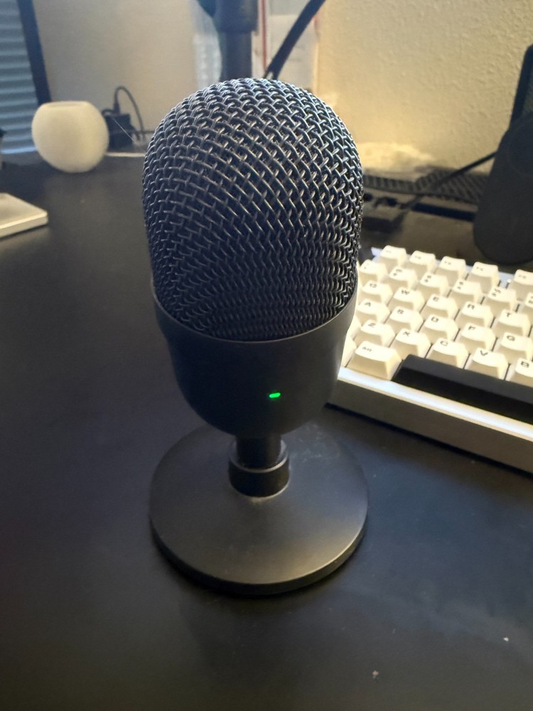 Razer Seiren Mini Microphone for PC - Black