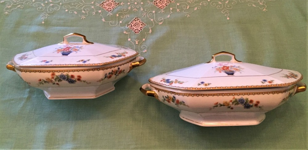 ANTIQUE CHINA DINNERWARE SET COMPLETE 7 PC SETTINGS FOR 12 BY ALTROHLAU