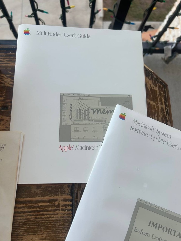 Apple Macintosh System Software Update Version 5.0 Boxed w Disks Manuals