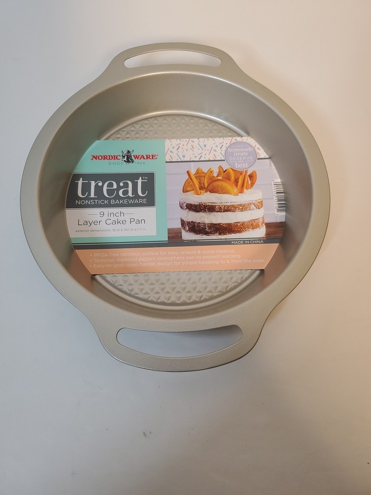 Nordic Ware NonStick 9" Layer Cake Pan Handles Textured