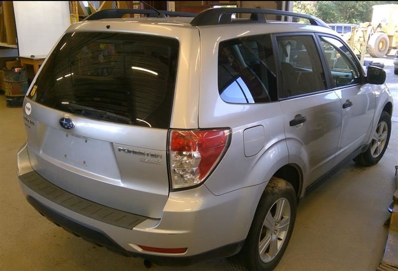 FORESTER 2011 Headrest 362176