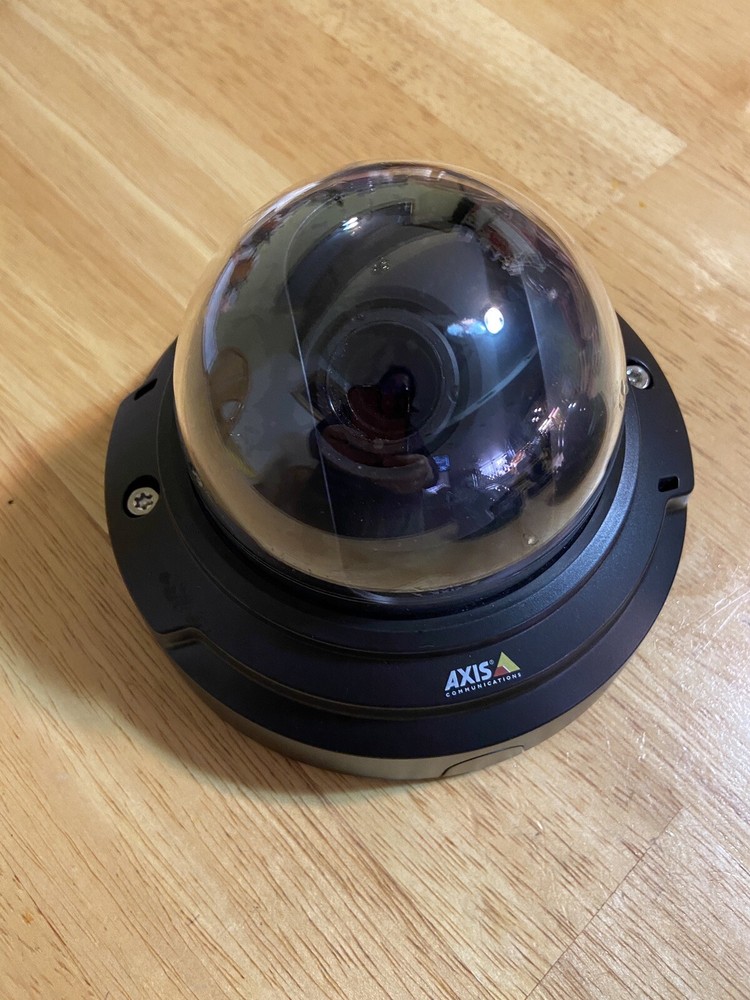 Axis P3384 0511-001-01 Network Black Dome  POE Security Camera