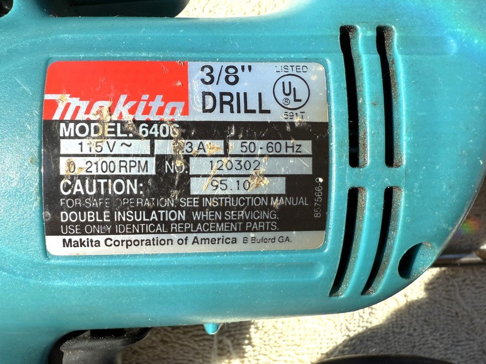 MAKITA CORDED 3/8" DRILL - MODEL 6406