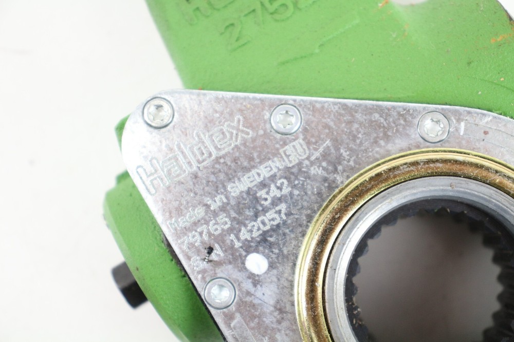 UD Trucks Rear Slack Adjust 44341-NA005