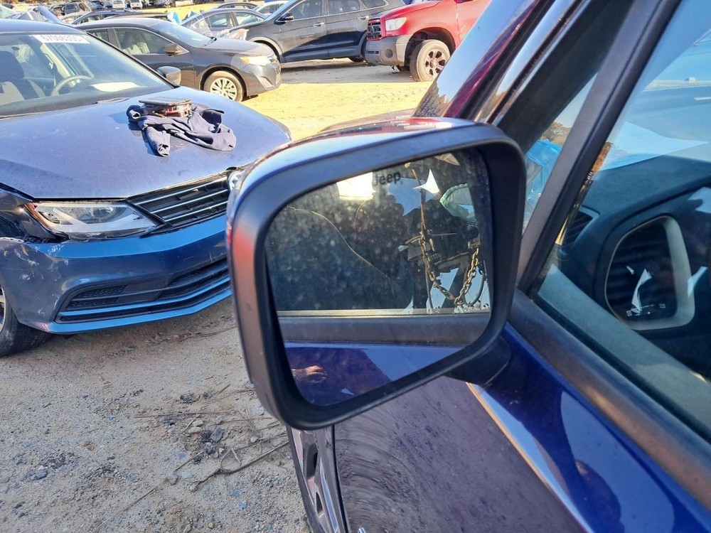 RENEGADE 2017 Glove Box 4855891