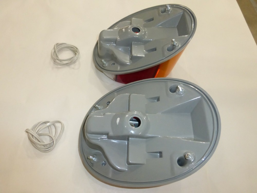 TAIL LIGHT ASSEMBLY FITS VOLKSWAGEN TYPE 1 VW BUG & SUPER BEETLE 1973-1979 PAIR