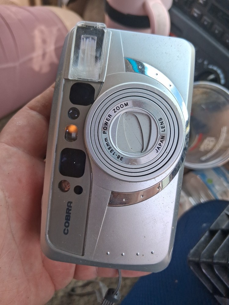 Cobra Z3000 35mm Camera point & shoot