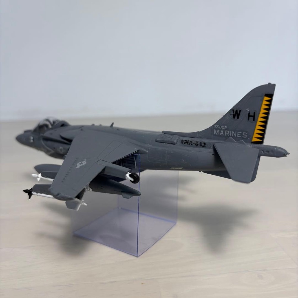 Assembled U.S.M.C Av-8B Harrier Ii Plus Plastic Model Completed 2 Japan