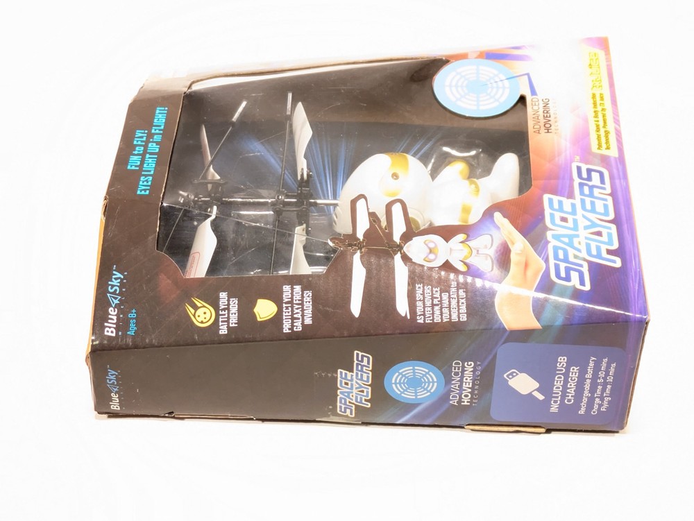 BLUE SKY WIRELESS SPACE FLYERS ROBOT BRIGADE Captain Apollo White