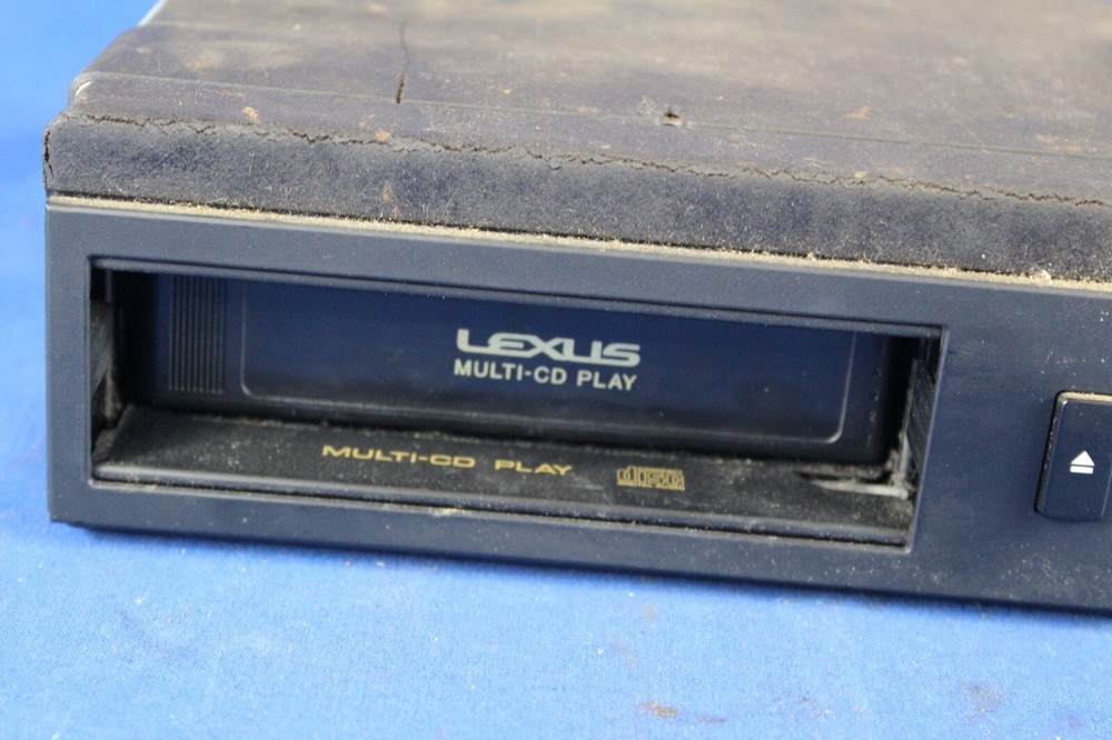 2000 Lexus Rx300 6 Disc CD Changer