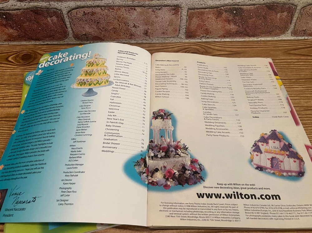 Wilton Cake Decorating Yearbook 1999 and Pattern Book 1999