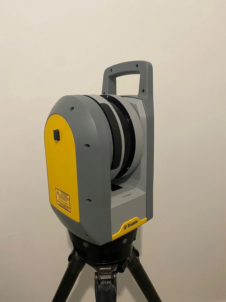 Reconditioned Trimble X7 with T10