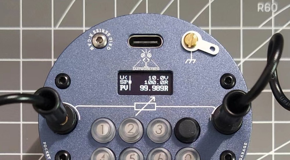 Pocket High Accuracy Programmable Resistance Box