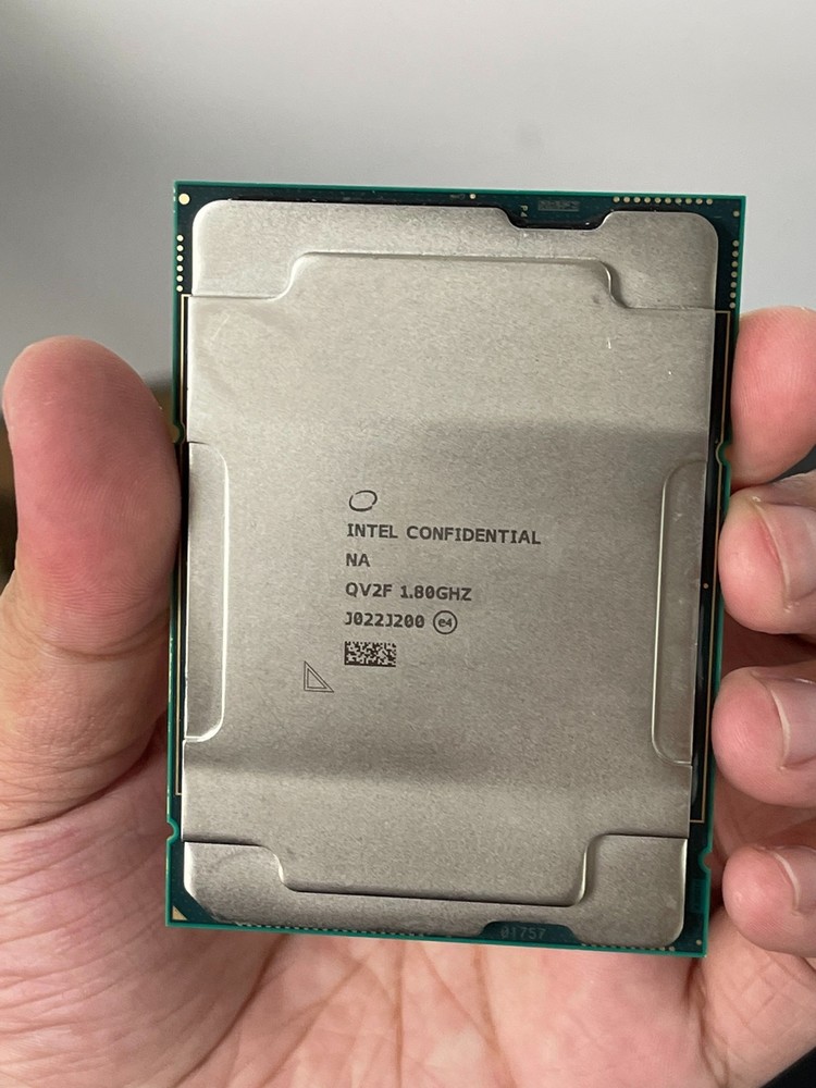 Intel Xeon Platinum 8352 ES CPU 32 core 64 thread lga4189 processor