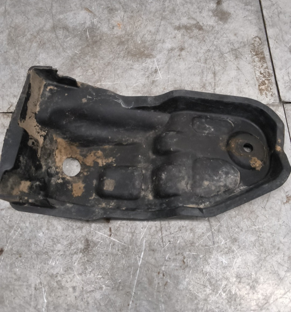 2001 SUZUKI QUADRUNNER LTF500F OEM FINAL CASE PROTECTOR 61390-09F30