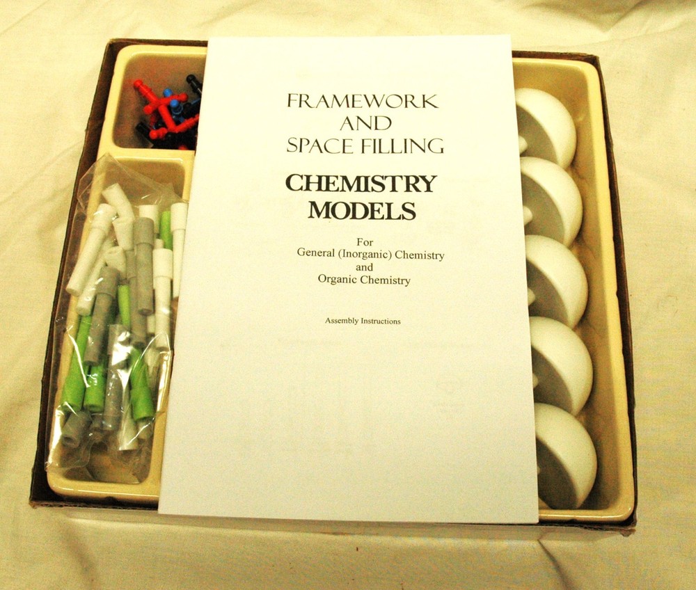 Framework and Space Filling Chemistry Models Molecular Design Complete