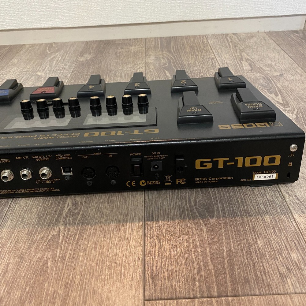 BOSS GT-100 Multi Effector Guitar Effects Processor ver.2 Used ※With AC Adapter