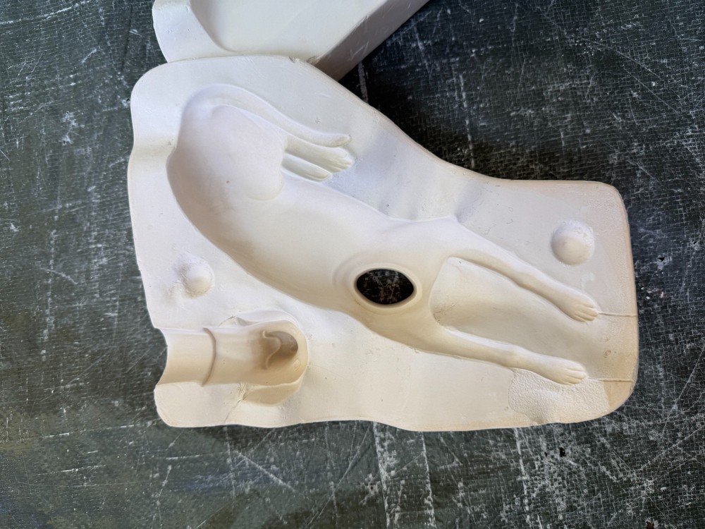 VINTAGE DUNCAN CERAMIC MOLD #DM-449 LYING DOWN DALMATIAN