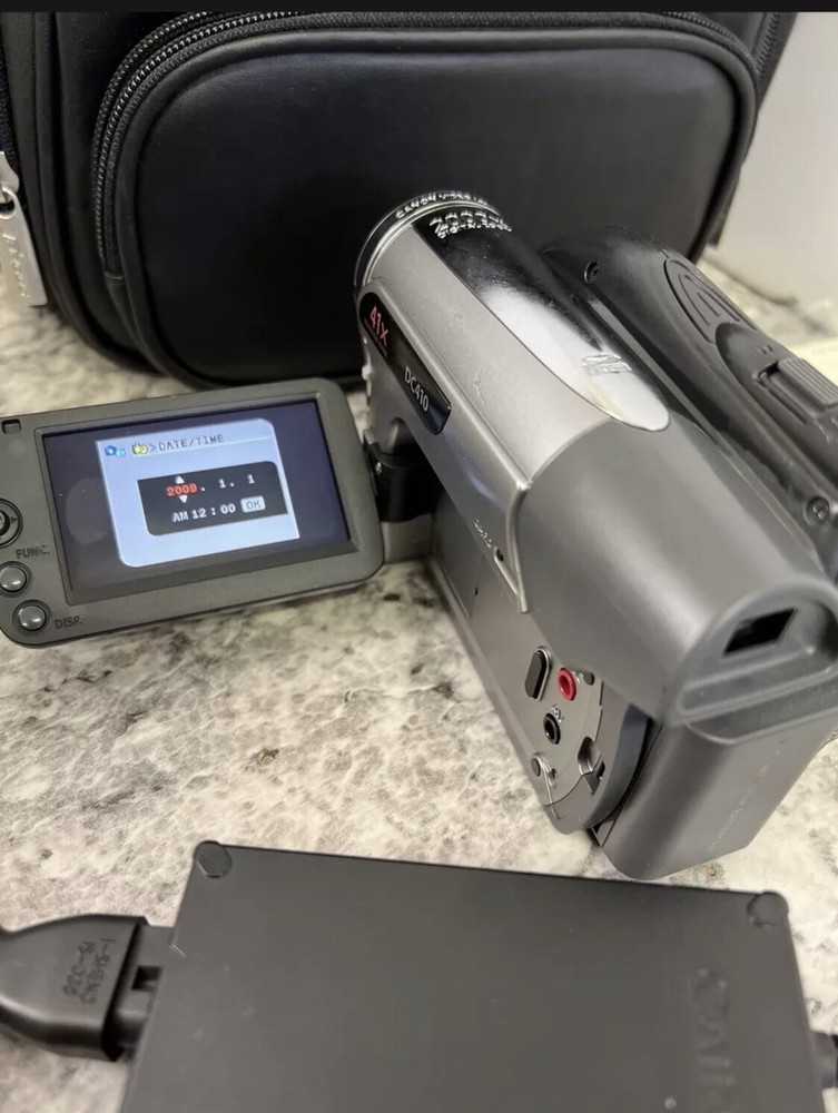 Canon DC410 Mini DVD Camcorder VIDEO CAMERA TESTED WORKING Bundle Lot