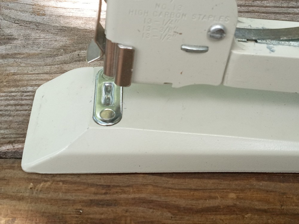 VINTAGE SWINGLINE No. 13 STAPLER (TESTED WORKING)