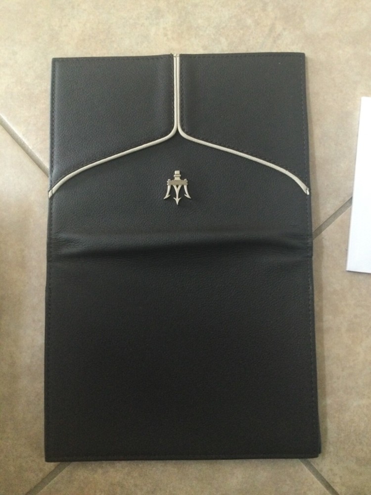 2020 MASERATI Ghibli QUICK REFERENCE GUIDE WITH CASE.