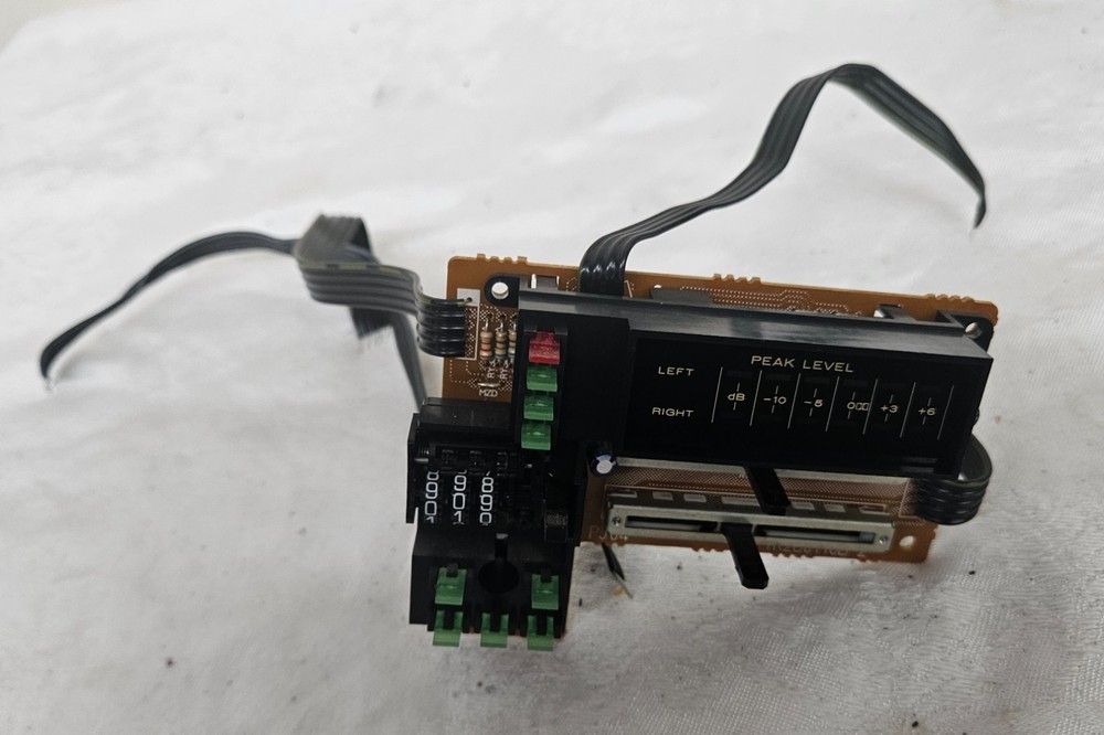 MARANTZ SD255 Dual Stereo Cassette Deck METER & COUNTER PCB